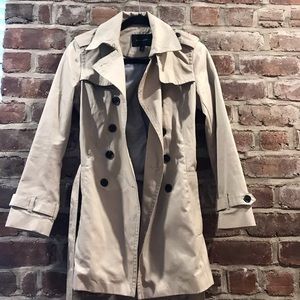 Classic Banana Republic Trench Coat